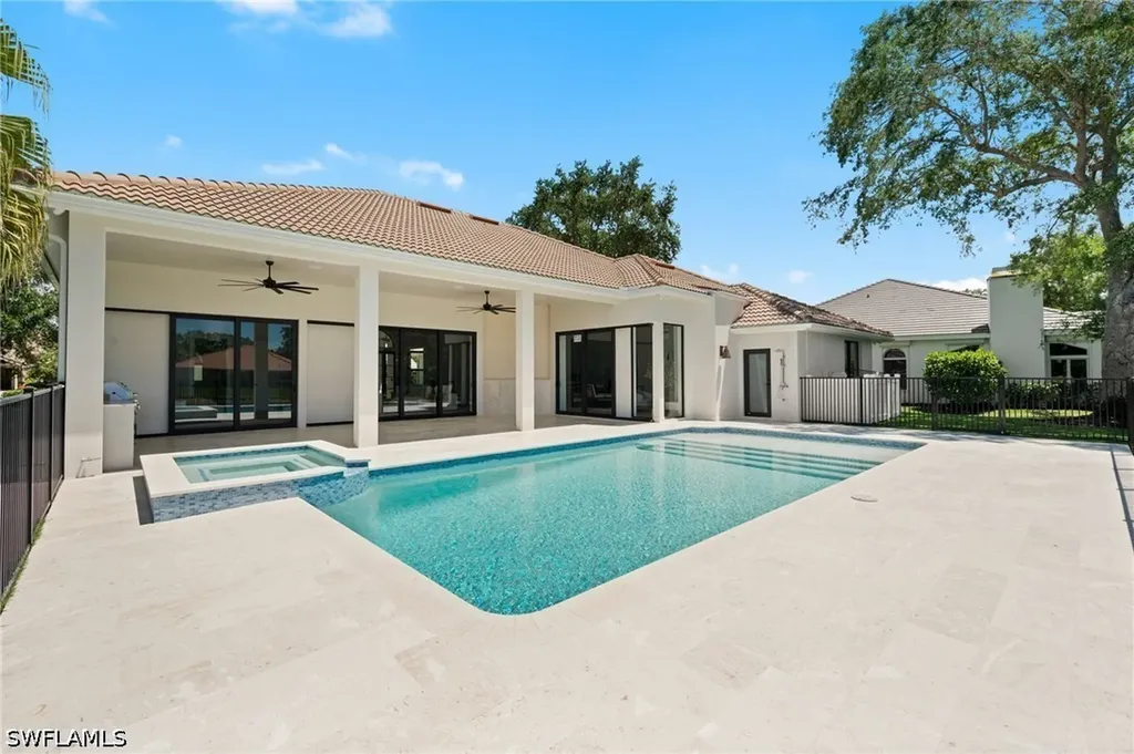 207 Monterey Drive Naples FL 34119