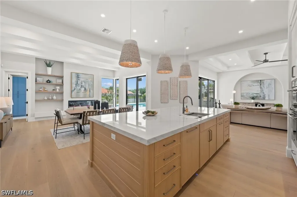 207 Monterey Drive Naples FL 34119