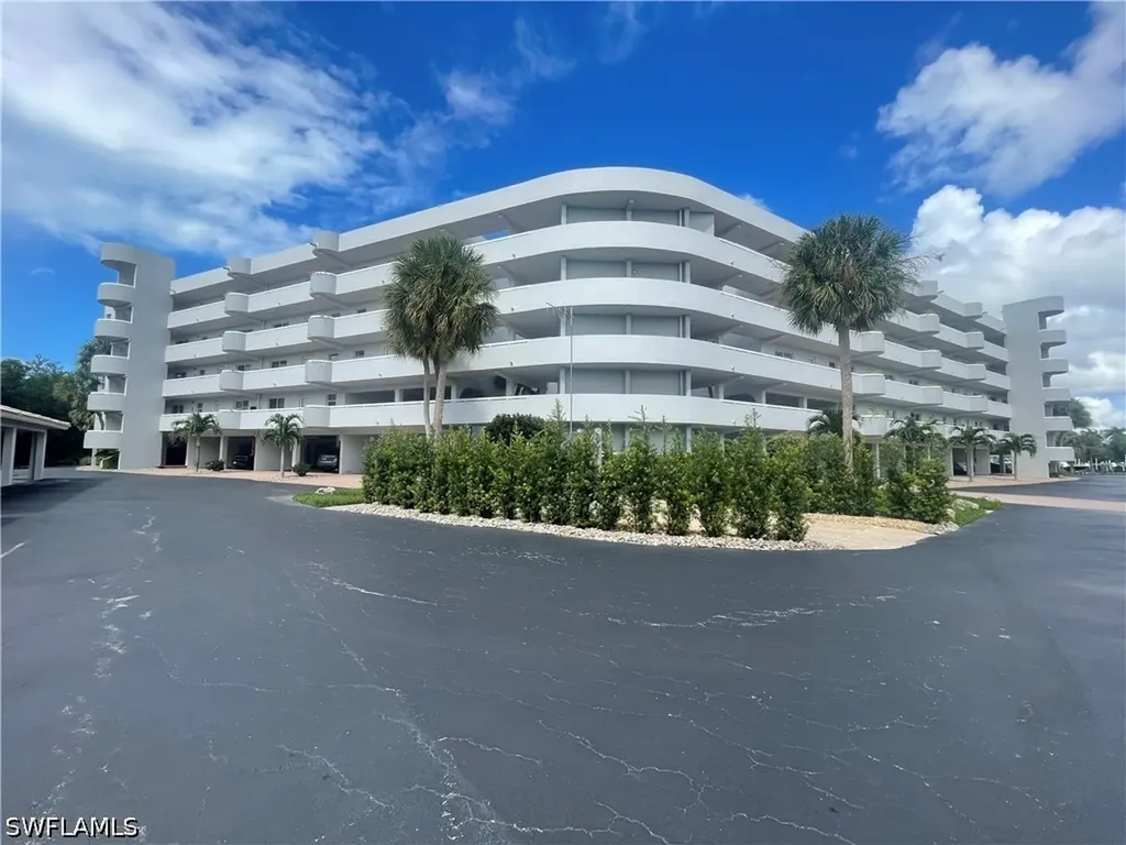 12945 Vanderbilt Drive Naples FL 34110