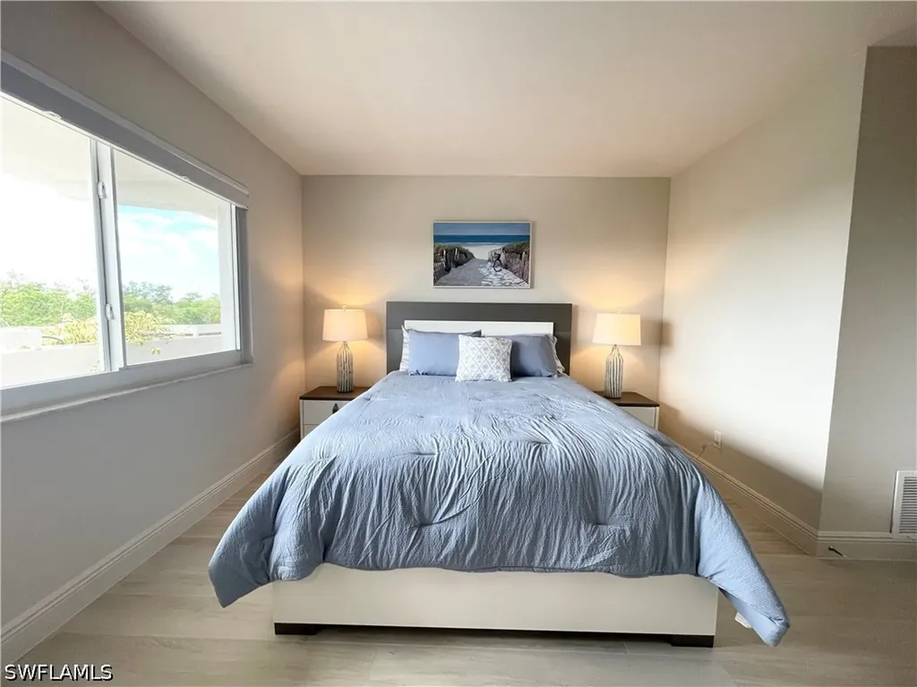 12945 Vanderbilt Drive Naples FL 34110
