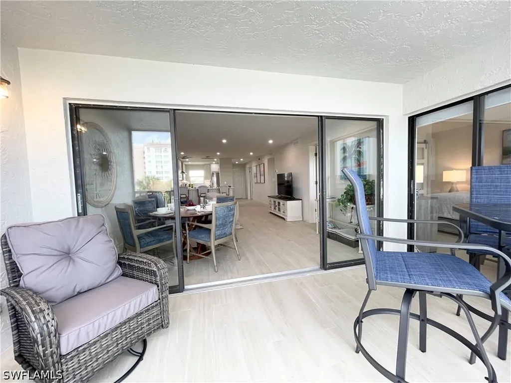 12945 Vanderbilt Drive Naples FL 34110