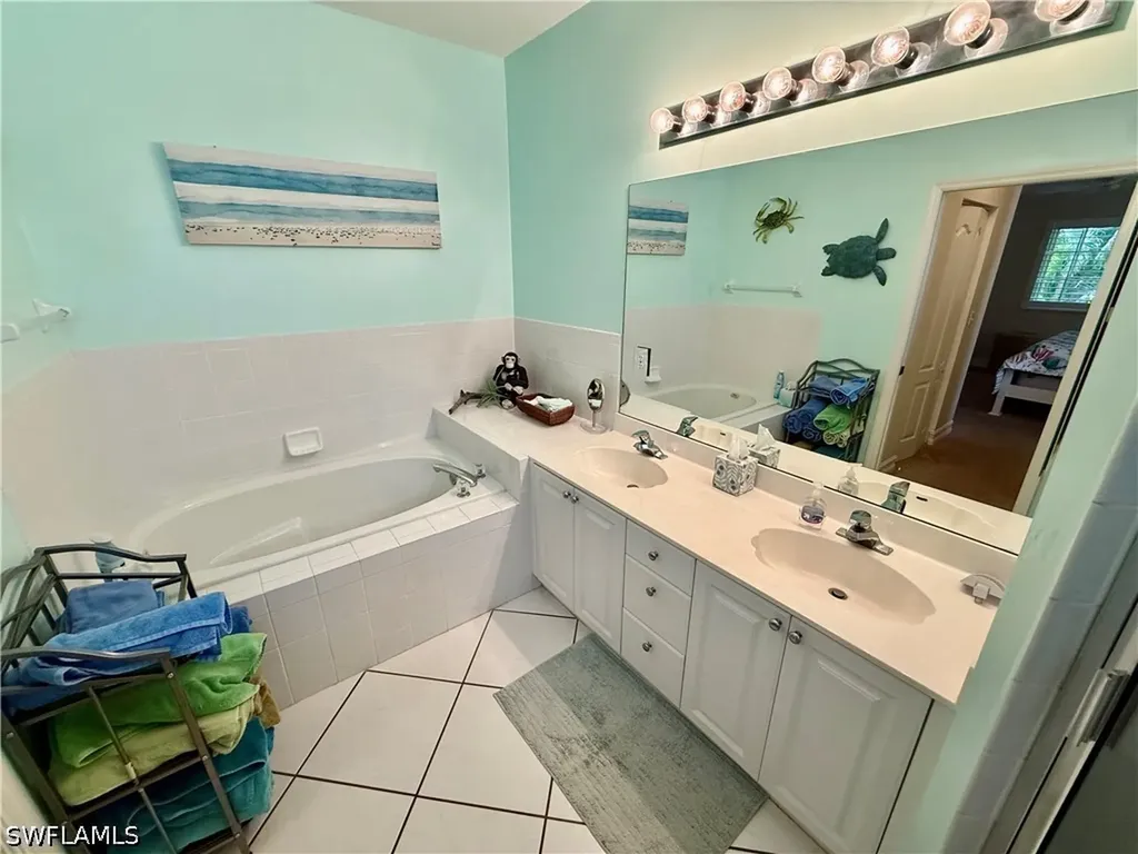 750 Luisa Lane Naples FL 34104