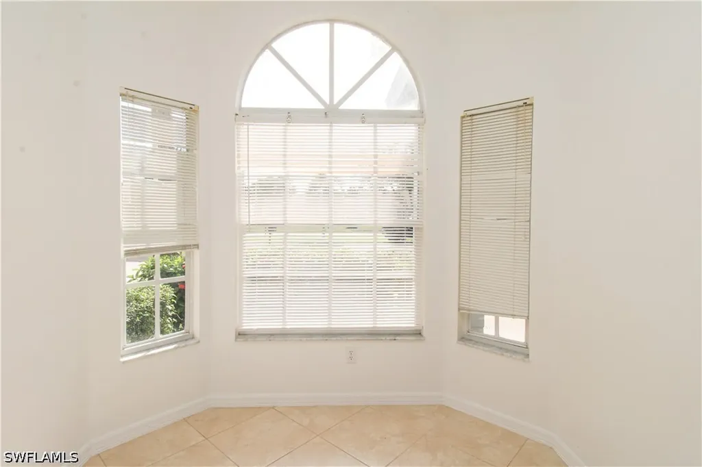 10201 Regent Circle Naples FL 34109