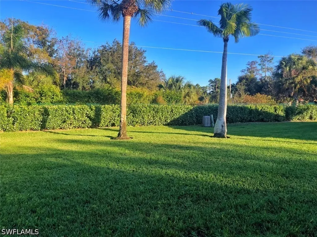 10201 Regent Circle Naples FL 34109