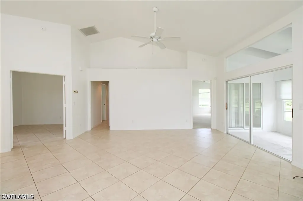 10201 Regent Circle Naples FL 34109
