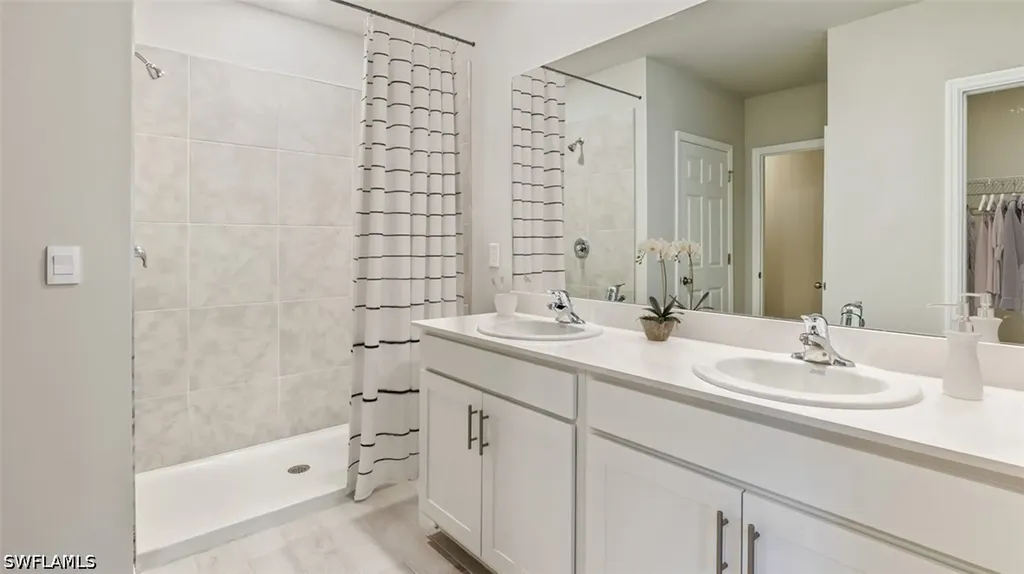 111 NW 28th Street Cape Coral FL 33993