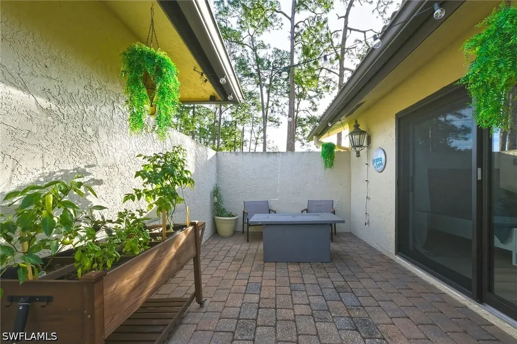 646 Augusta Boulevard Naples FL 34113