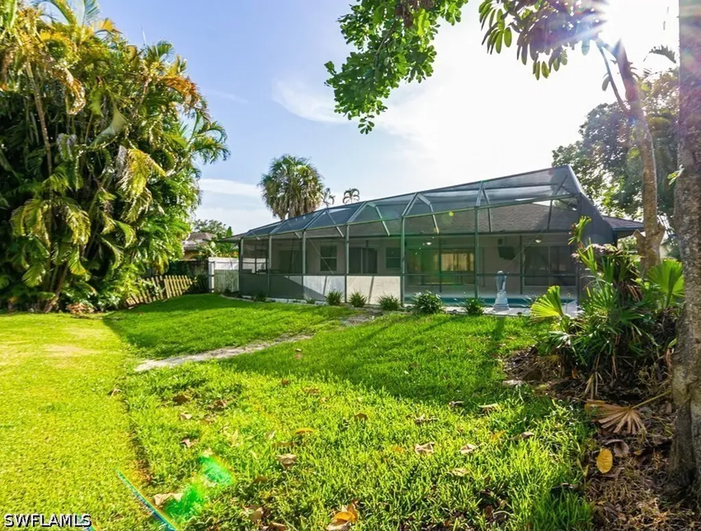 1620 Forest Lakes Boulevard Naples FL 34105