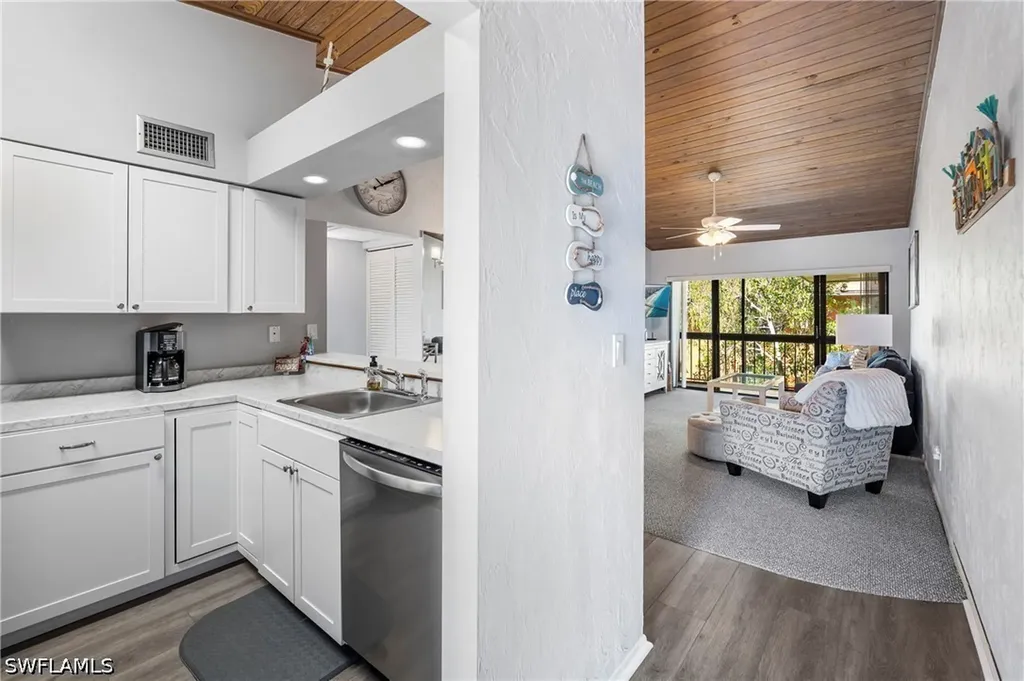 20 Greenbrier Street Marco Island FL 34145