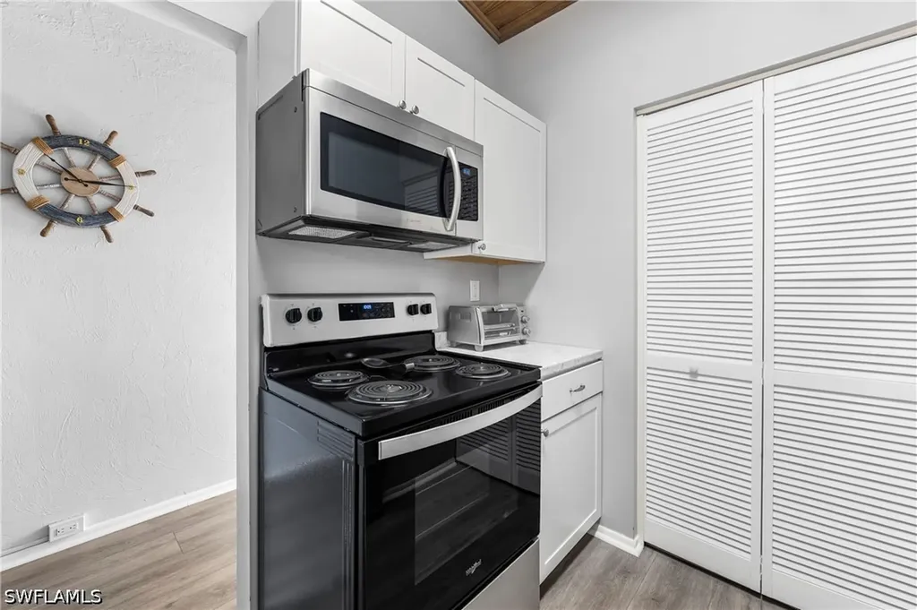 20 Greenbrier Street Marco Island FL 34145