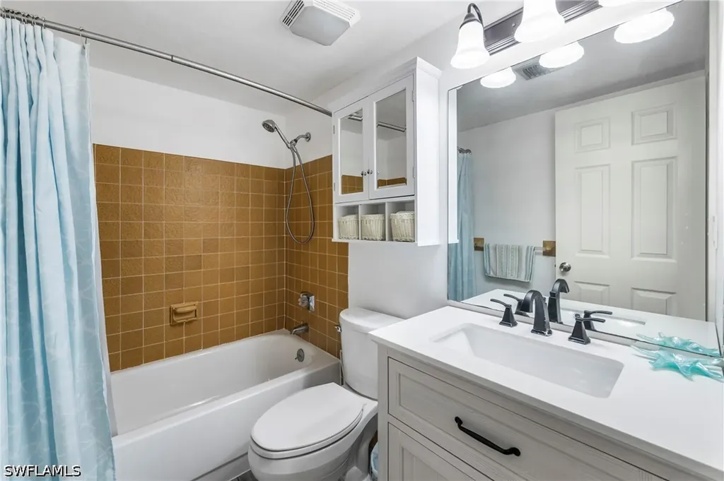 20 Greenbrier Street Marco Island FL 34145