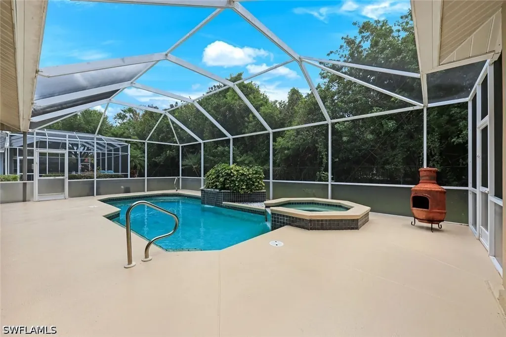 2079 Imperial Circle Naples FL 34110