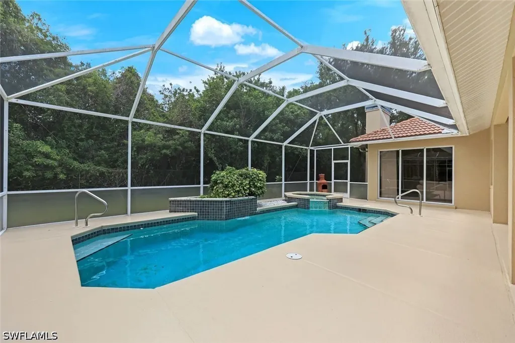 2079 Imperial Circle Naples FL 34110