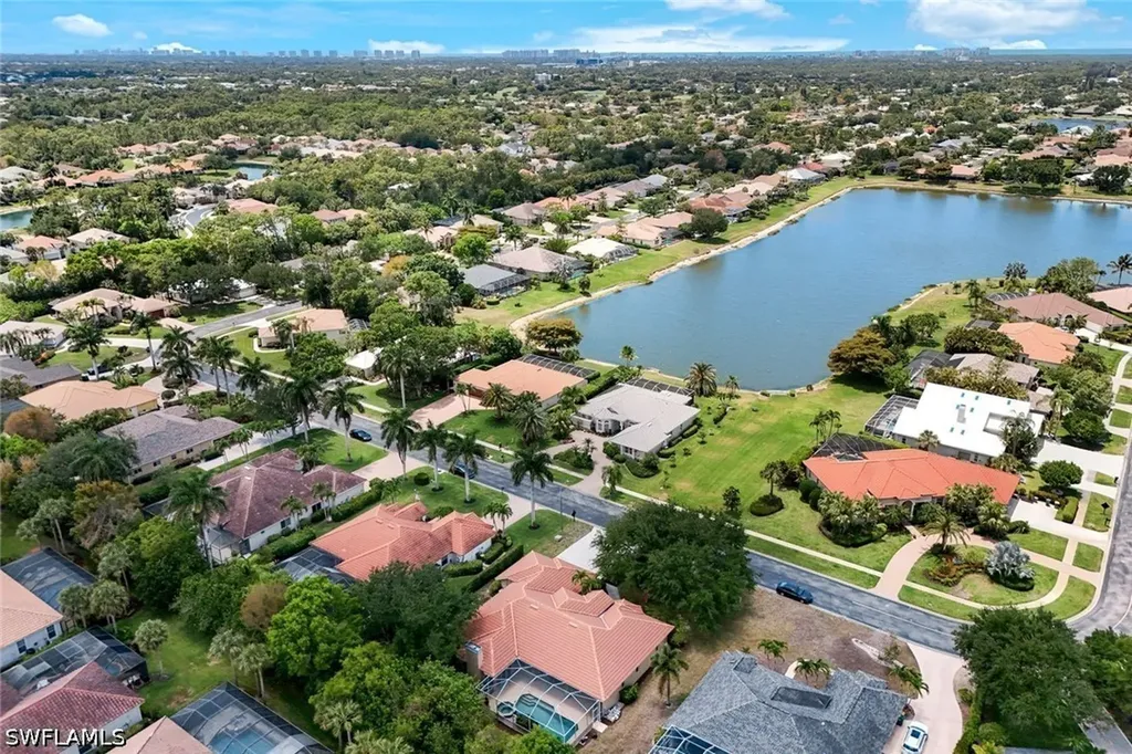2079 Imperial Circle Naples FL 34110
