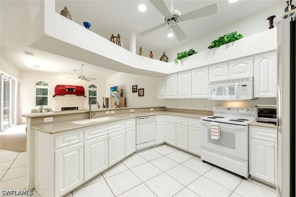 2079 Imperial Circle Naples FL 34110