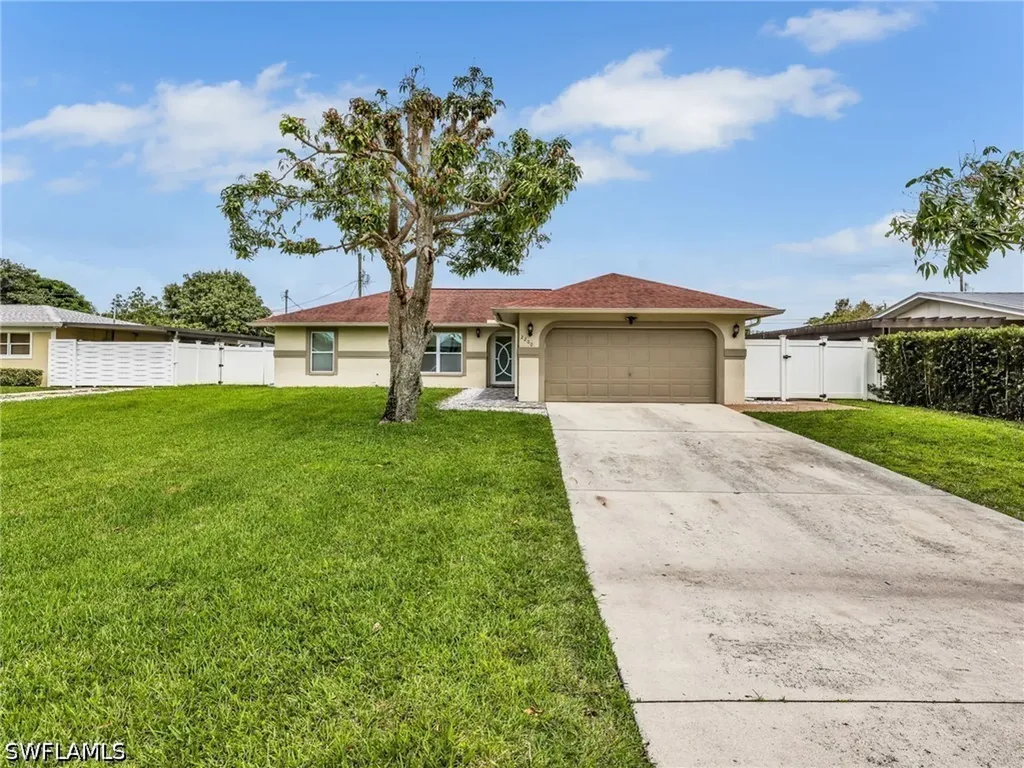 2200 45th Terrace SW Naples FL 34116