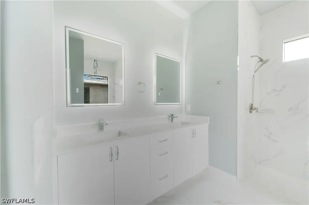 4002 22nd Street SW Lehigh Acres FL 33976