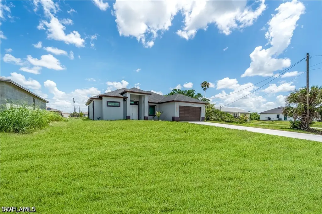 4002 22nd Street SW Lehigh Acres FL 33976