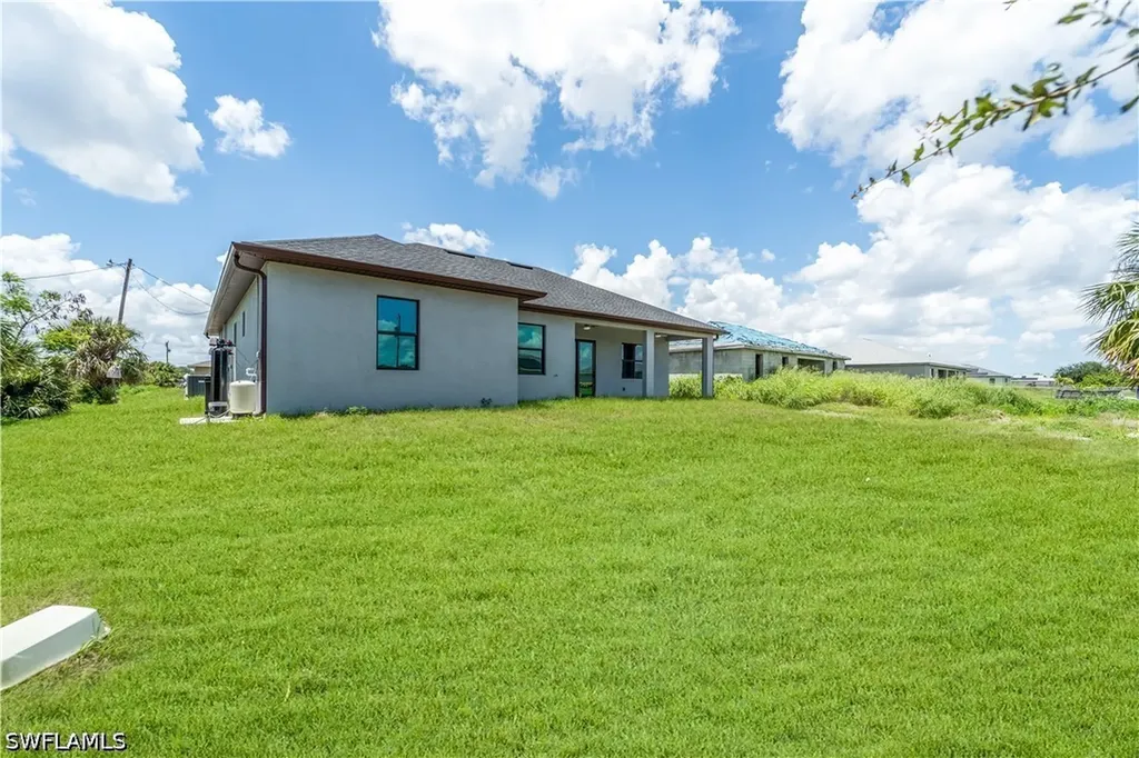 4002 22nd Street SW Lehigh Acres FL 33976
