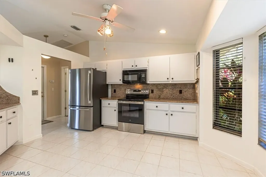 124 Versailles Circle Naples FL 34112