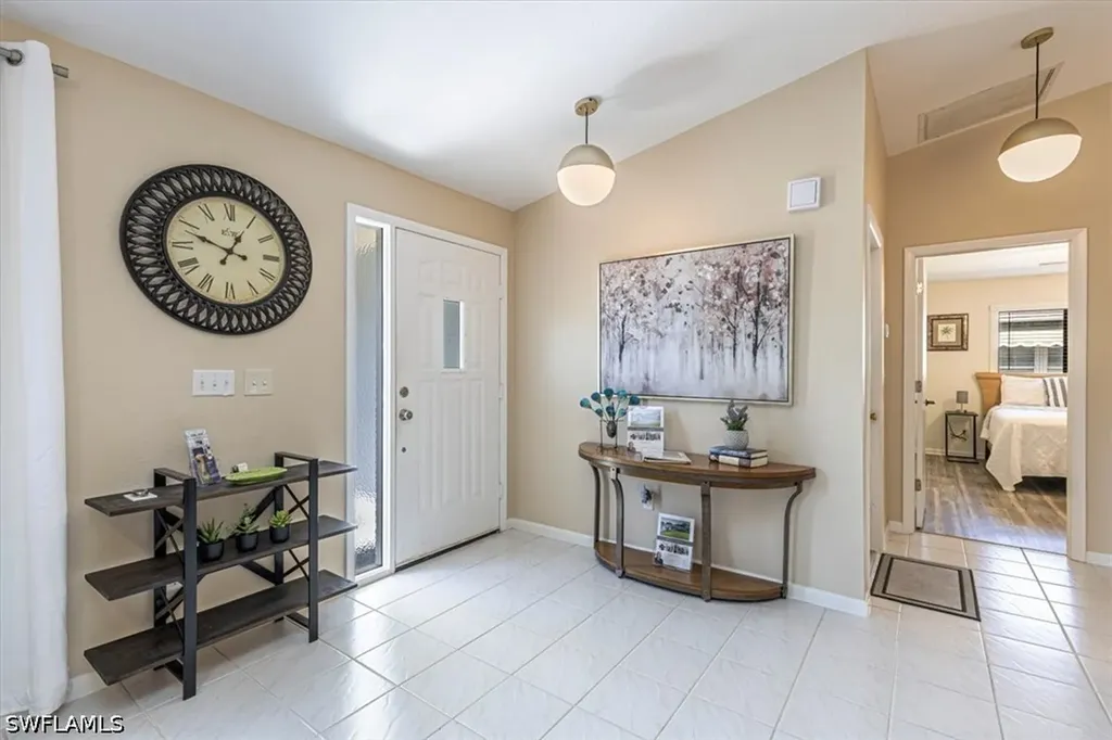 124 Versailles Circle Naples FL 34112