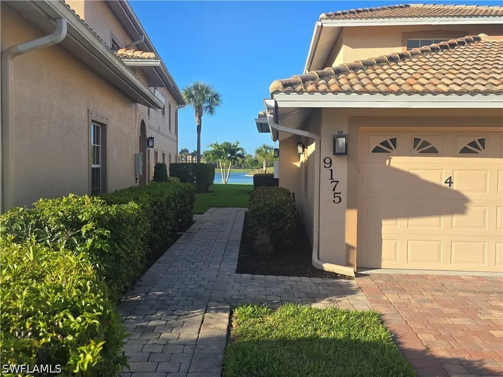 9175 Michael Circle Naples FL 34113