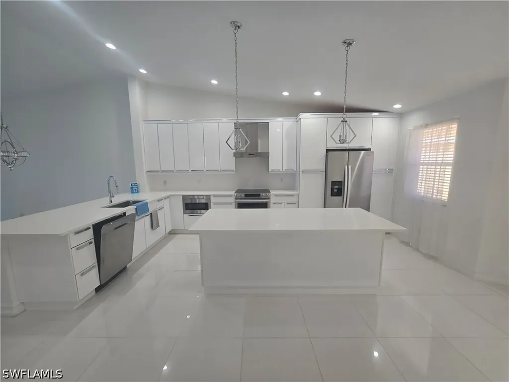 9175 Michael Circle Naples FL 34113