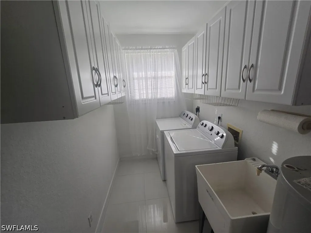 9175 Michael Circle Naples FL 34113
