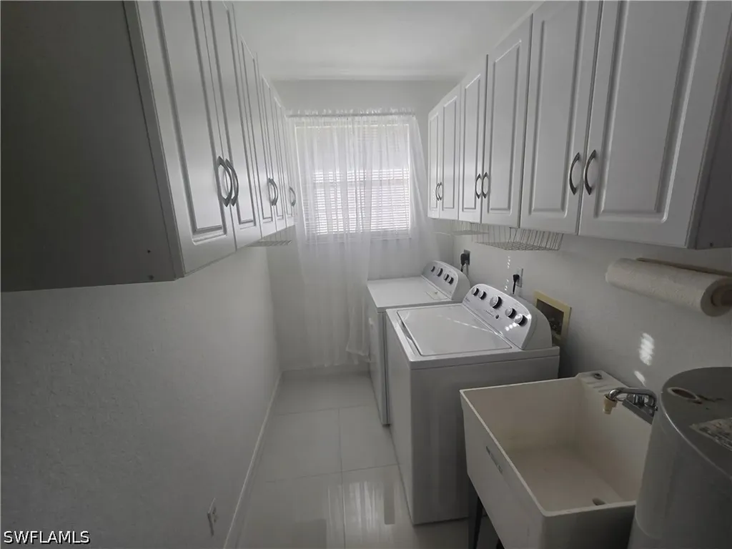 9175 Michael Circle Naples FL 34113