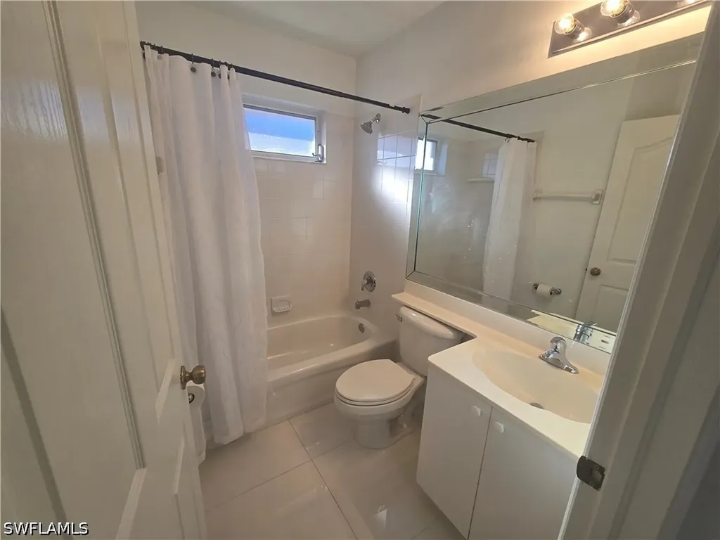 9175 Michael Circle Naples FL 34113