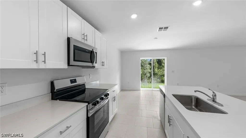 3008 NW 20th Place Cape Coral FL 33993