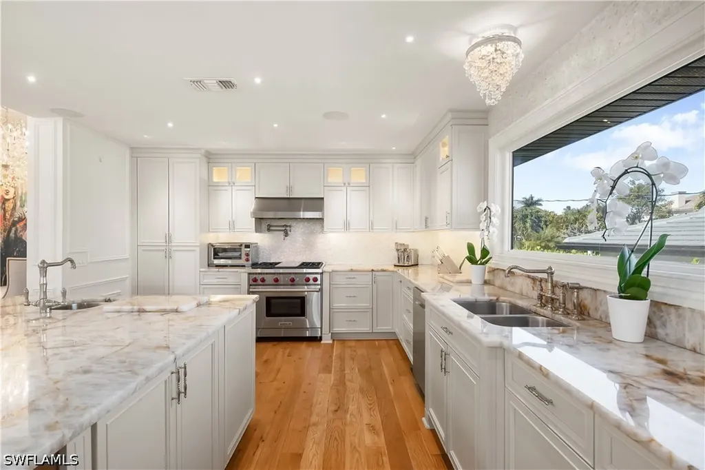 1585 Mullet Lane Naples FL 34102