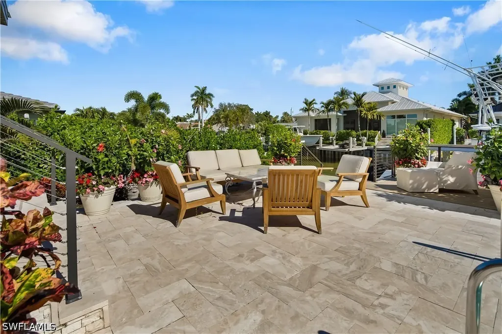 1585 Mullet Lane Naples FL 34102