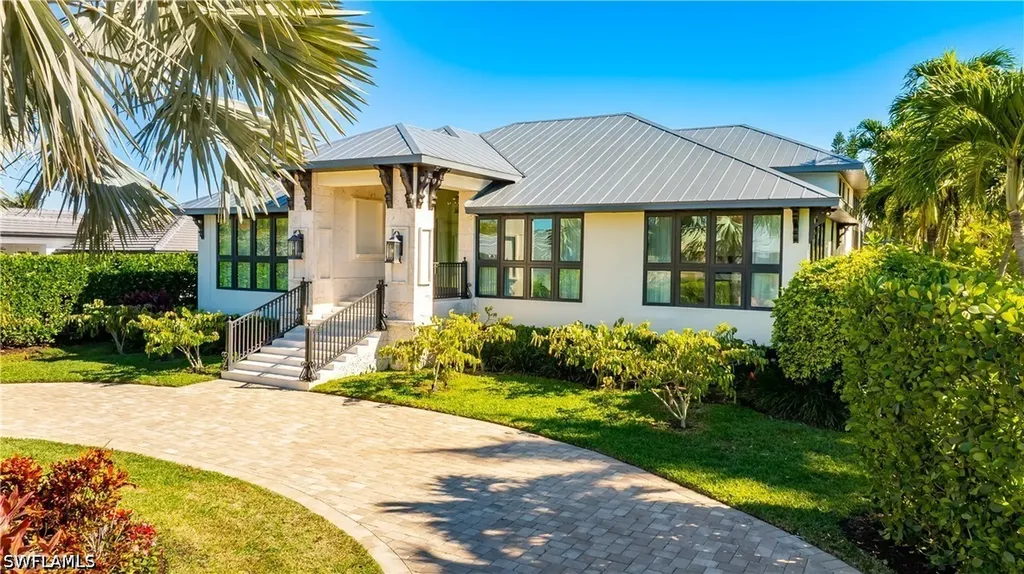 1585 Mullet Lane Naples FL 34102