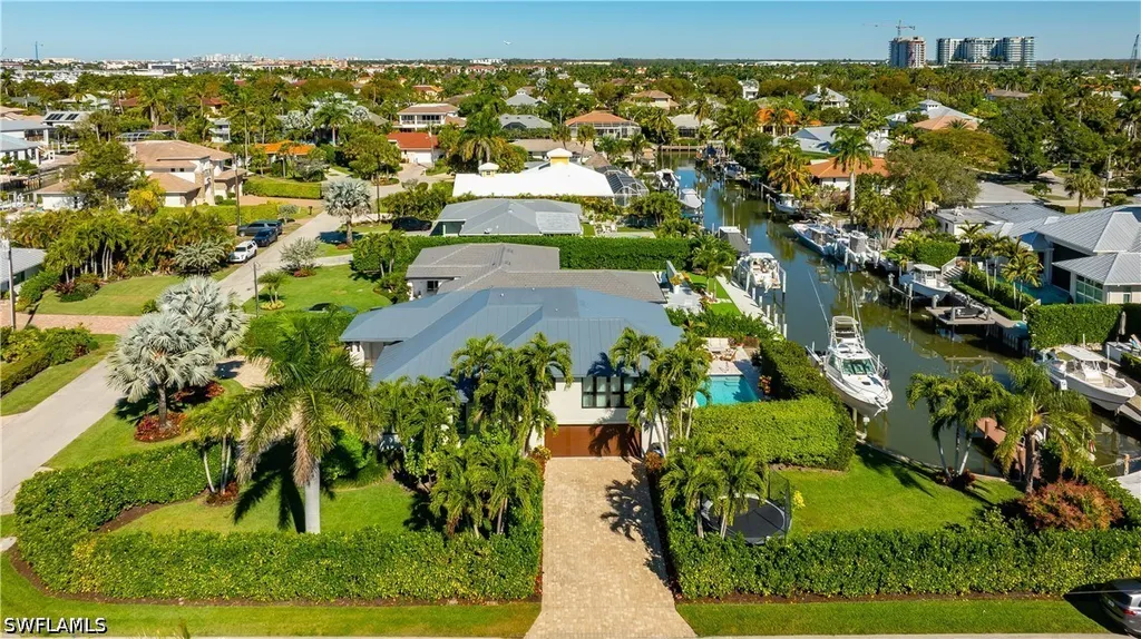 1585 Mullet Lane Naples FL 34102
