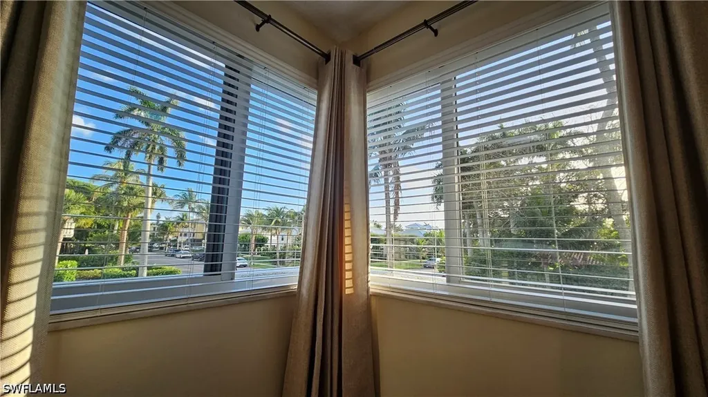 301 6th Avenue S Naples FL 34102