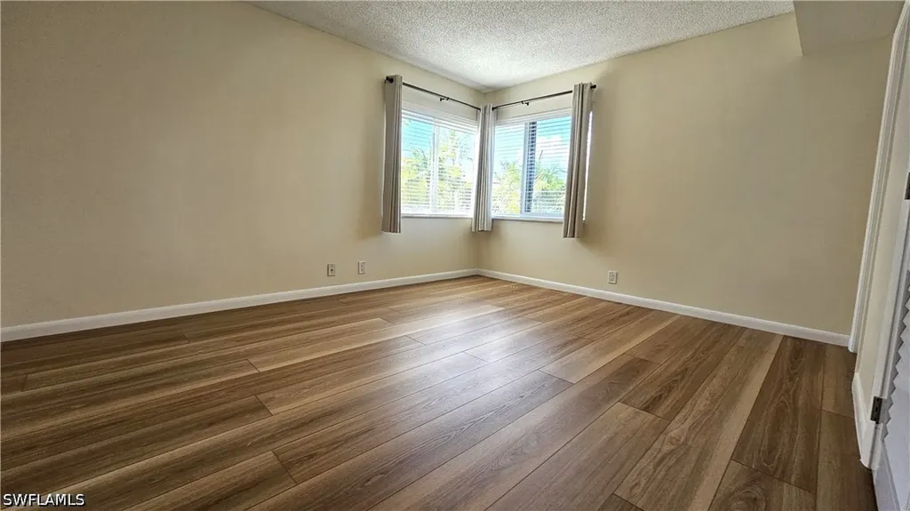 301 6th Avenue S Naples FL 34102