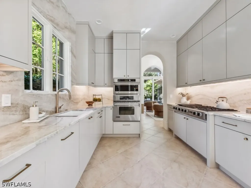 15627 Villoresi Way Naples FL 34110