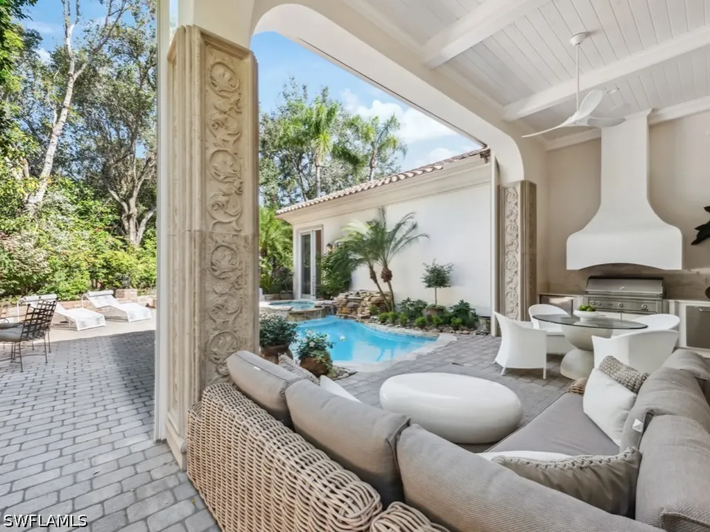 15627 Villoresi Way Naples FL 34110