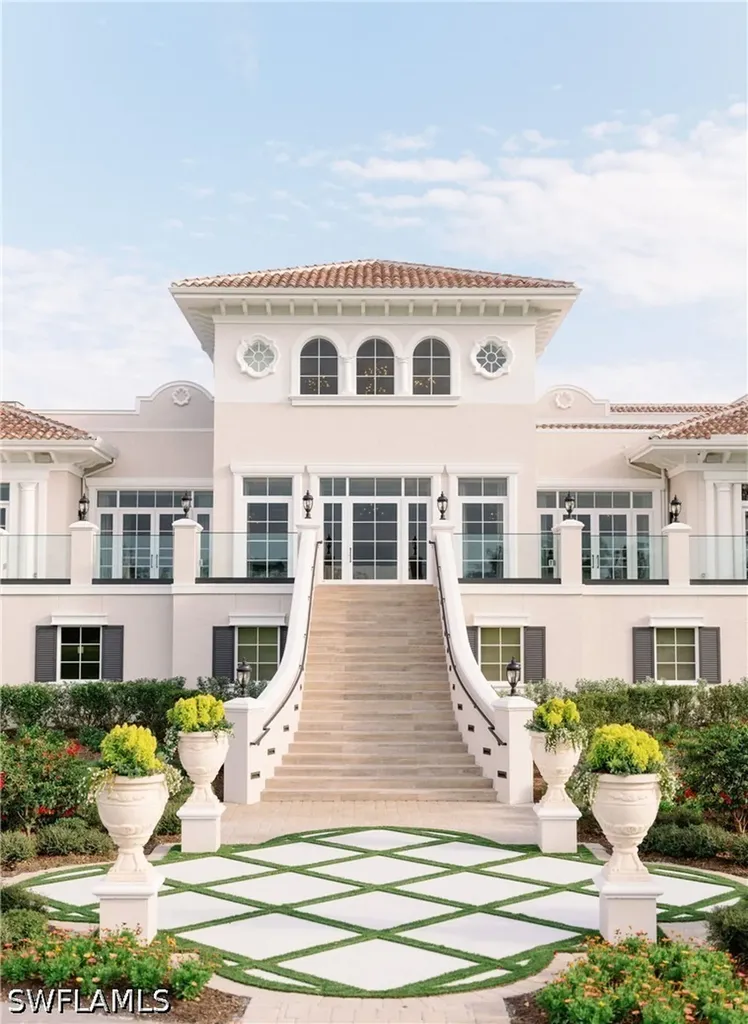 15627 Villoresi Way Naples FL 34110