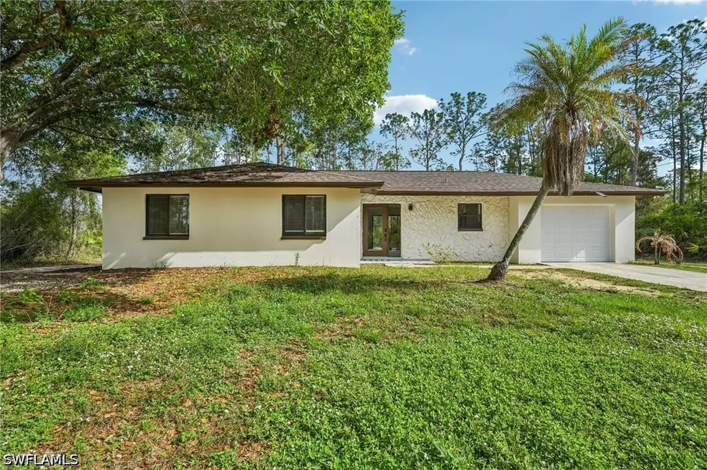 1503 E 14th Street Lehigh Acres FL 33972