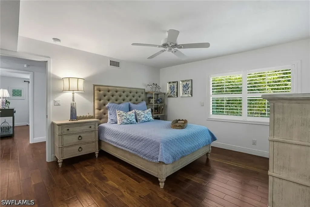 4784 West Boulevard Naples FL 34103