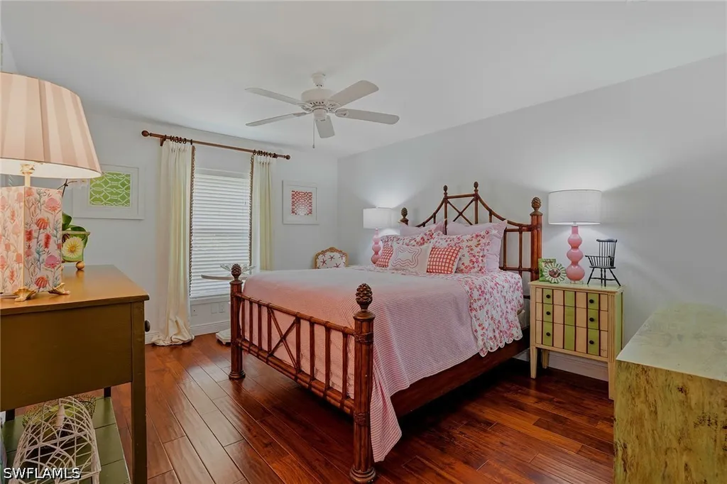 4784 West Boulevard Naples FL 34103