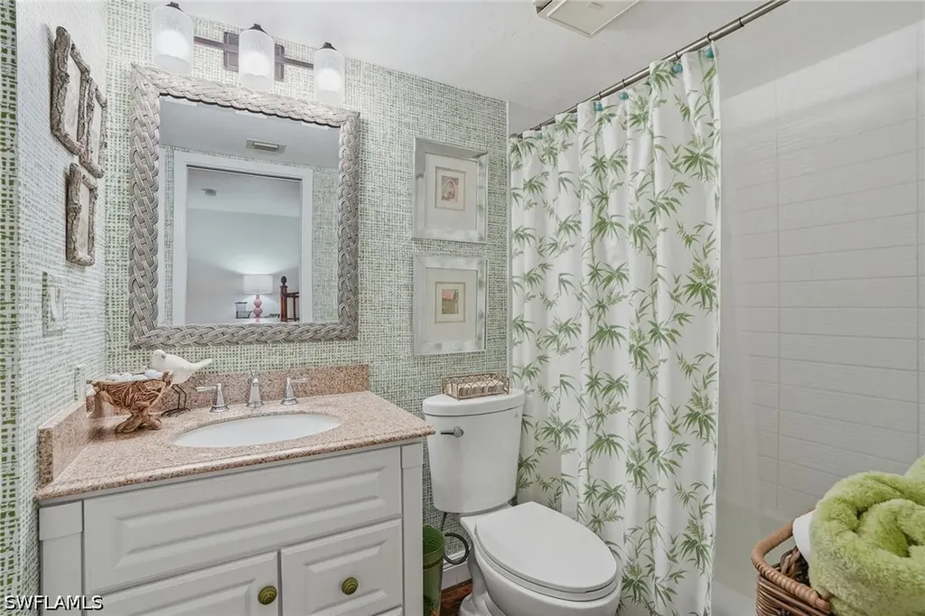 4784 West Boulevard Naples FL 34103
