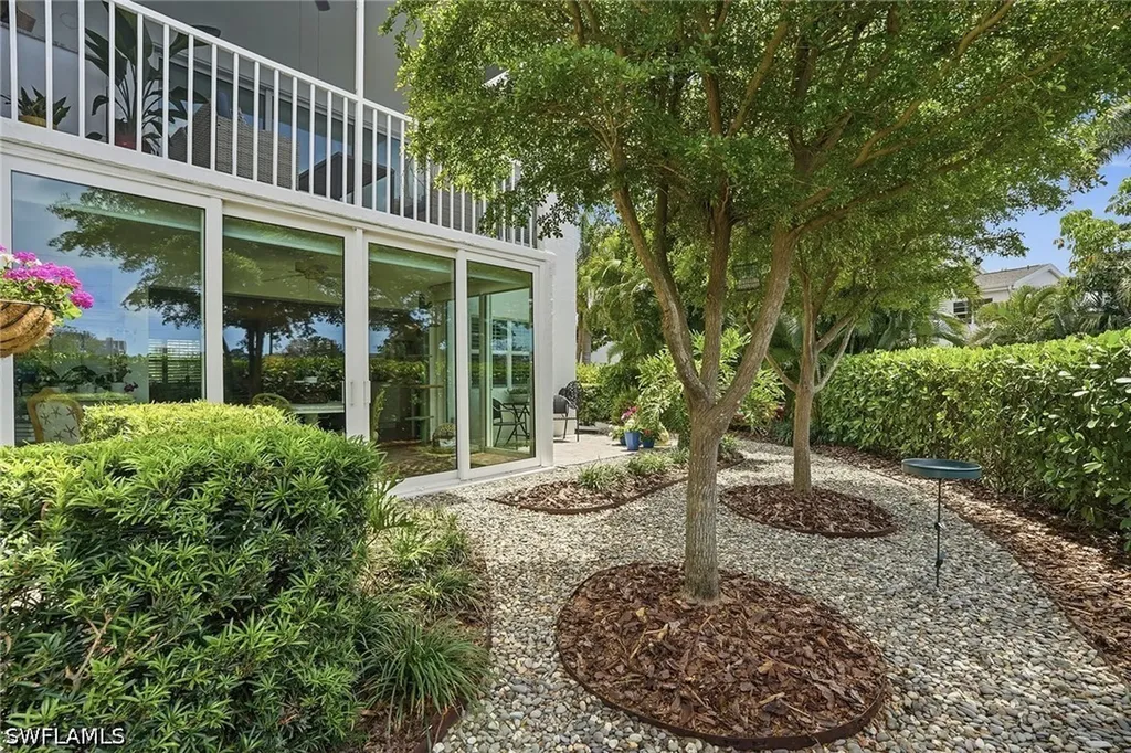 4784 West Boulevard Naples FL 34103