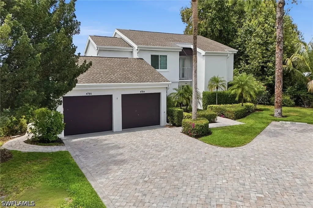 4784 West Boulevard Naples FL 34103