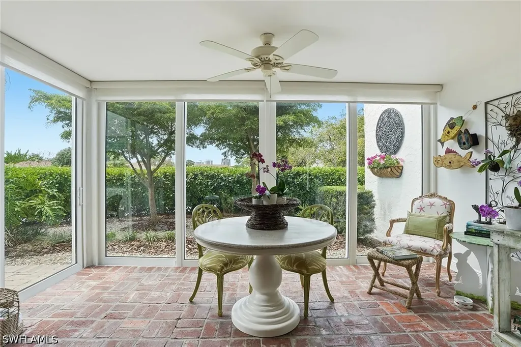 4784 West Boulevard Naples FL 34103