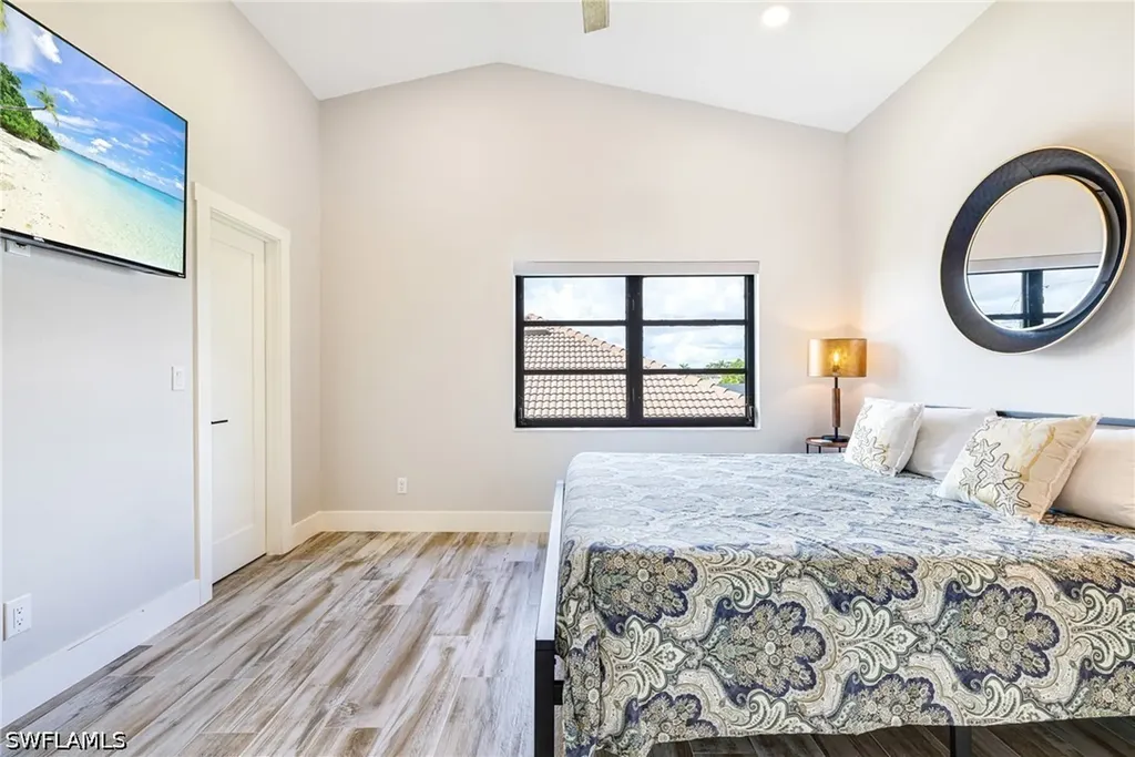 1911 SE 32nd Terrace Cape Coral FL 33904