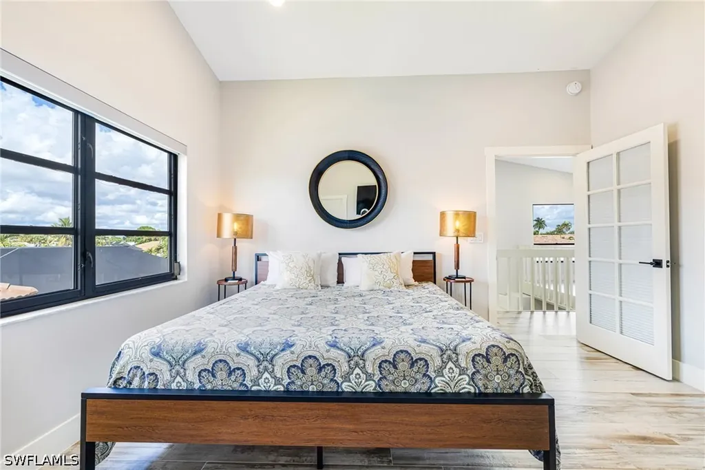 1911 SE 32nd Terrace Cape Coral FL 33904