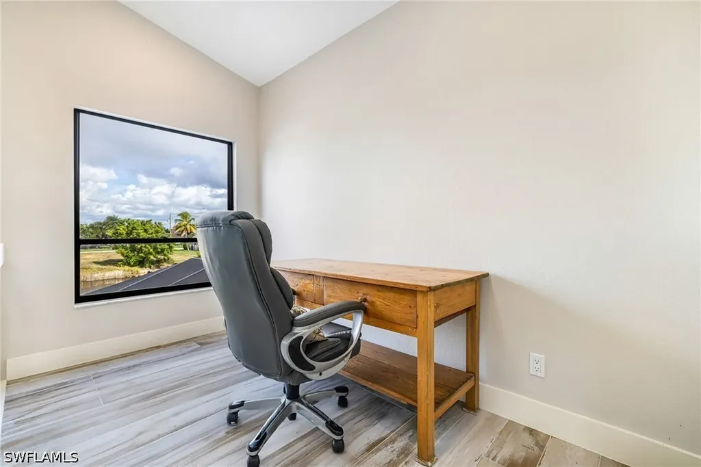 1911 SE 32nd Terrace Cape Coral FL 33904
